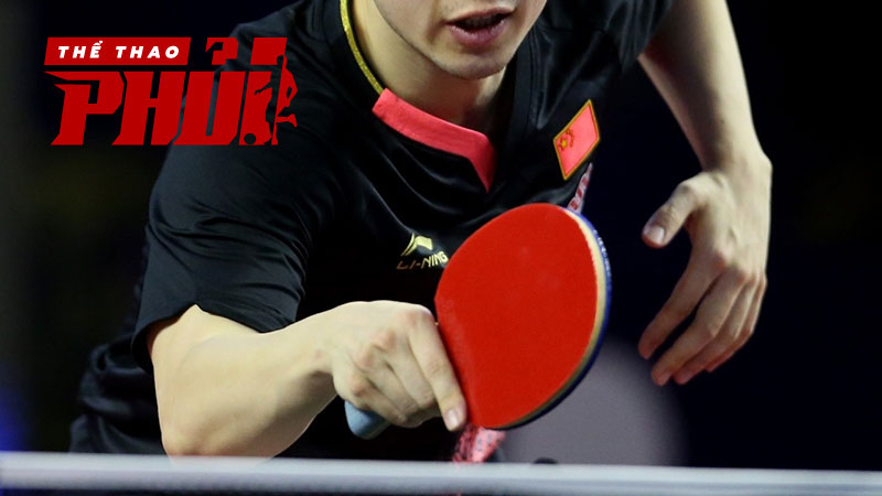 Hướng dẫn cách cầm vượt bóng bàn đúng và hiệu quả