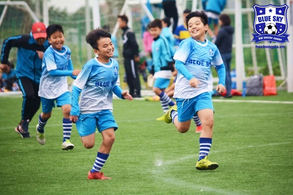 11 Bài Tập Cơ Bản Khi Học Bóng Đá