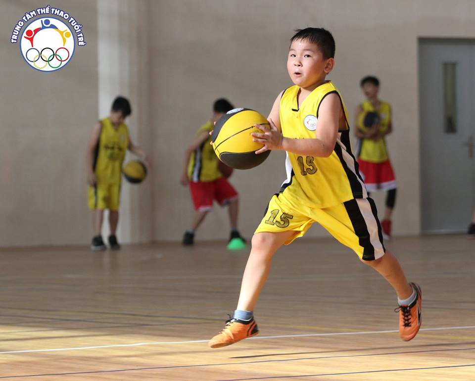 Kỹ Thuật Dẫn Bóng Rổ Cơ Bản (Dribbling)