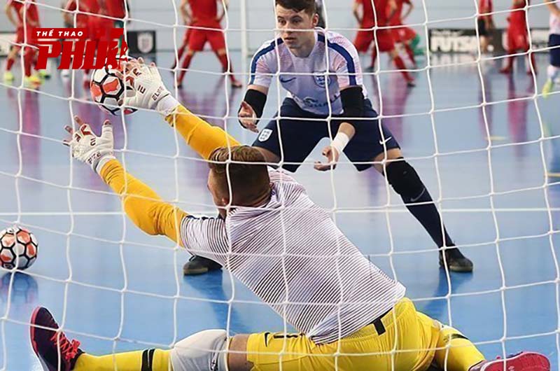 Thủ môn Futsal cũng tương tự như trong bóng đá 11 người