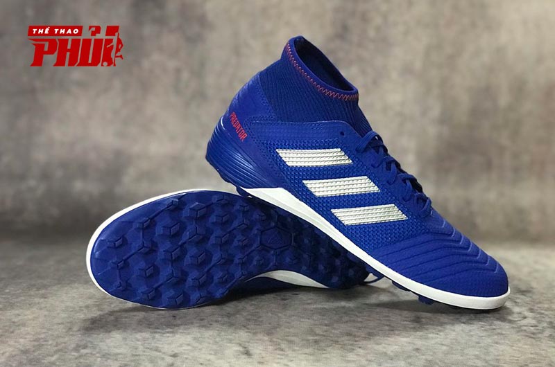 Giày đá bóng Adidas Predator