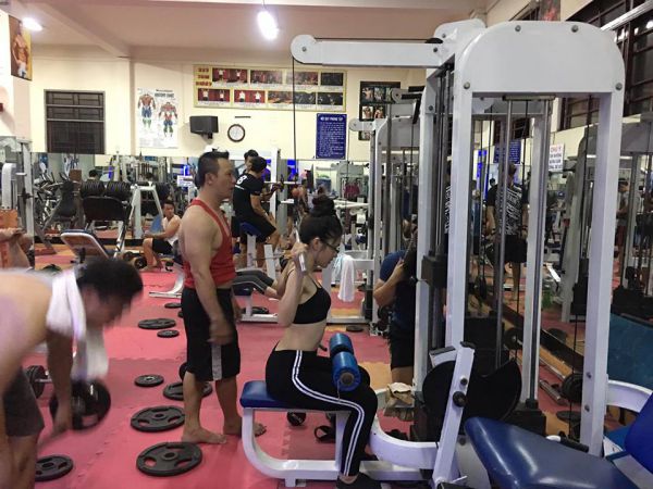 Phòng Tập Gym Phong Phú